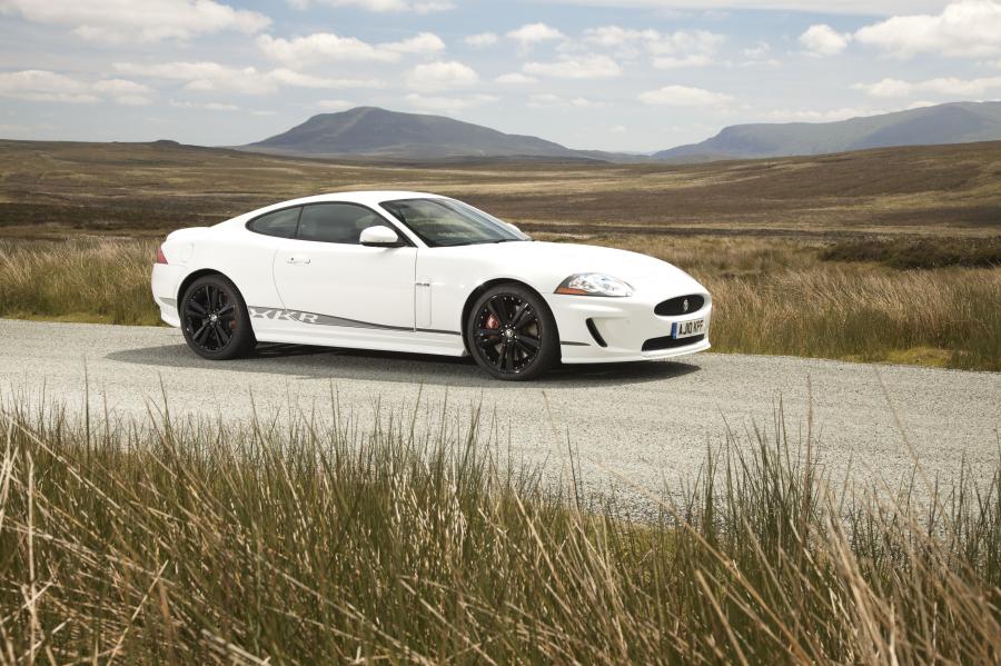  Jaguar XKR Speed 2010 года  (фото 38 из 38)